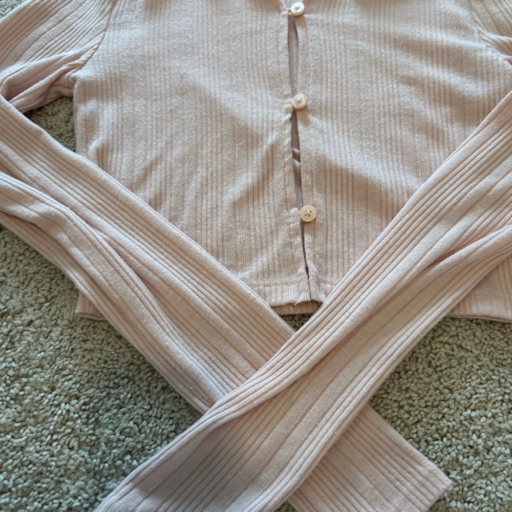 Aeropostale long sleeved crop top in size XS - Picture 3 of 4